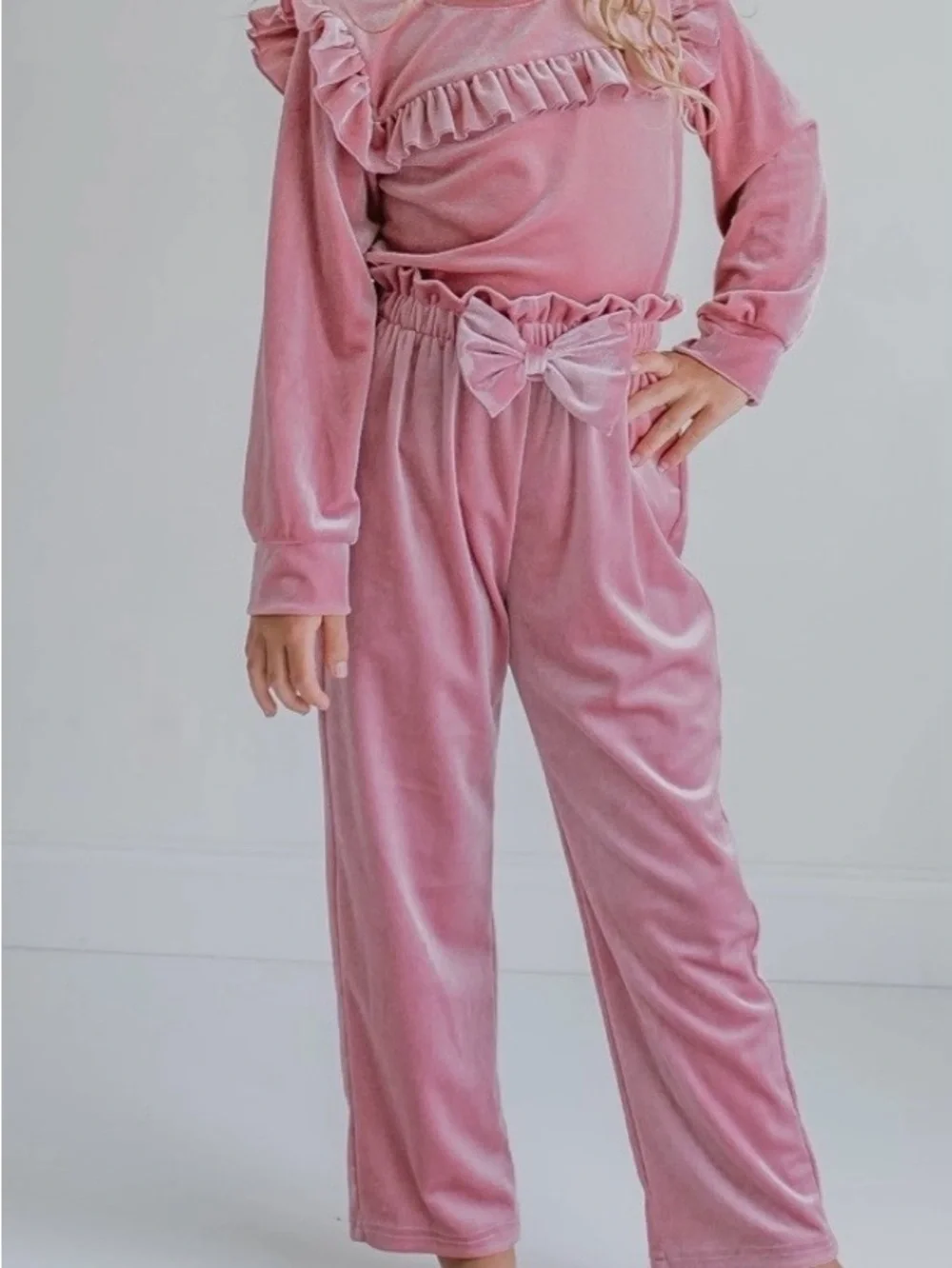 Girls Velvet Ruffle Set with Bow - Pink